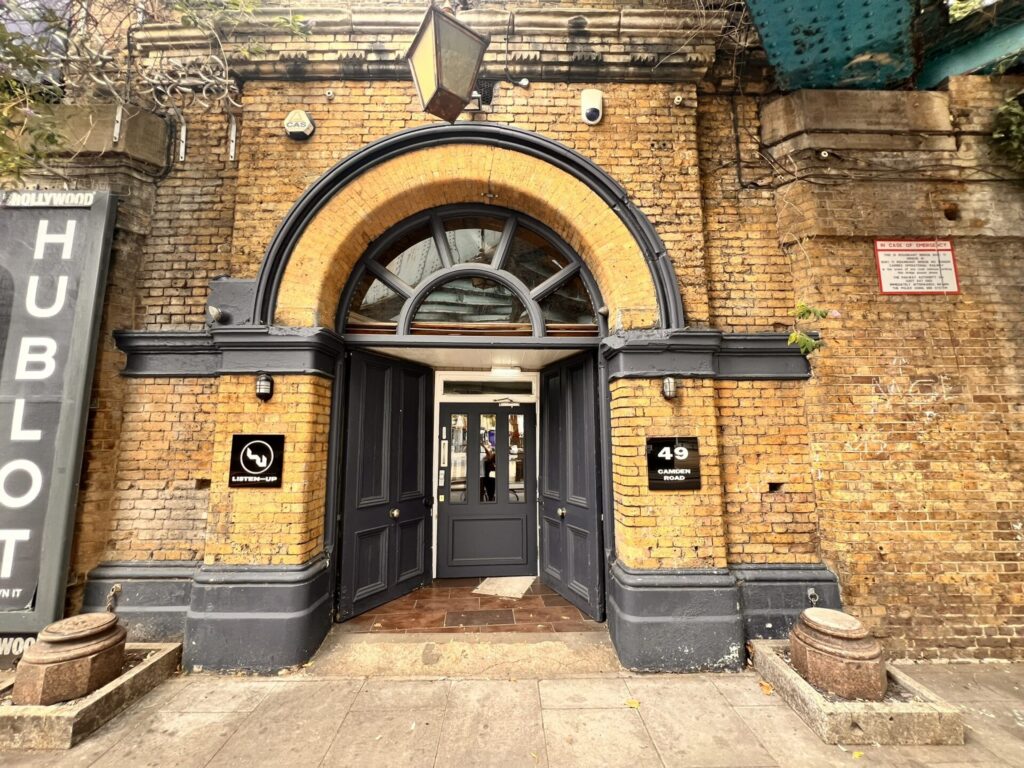 Camden Road - Camden Town  - London - NW1