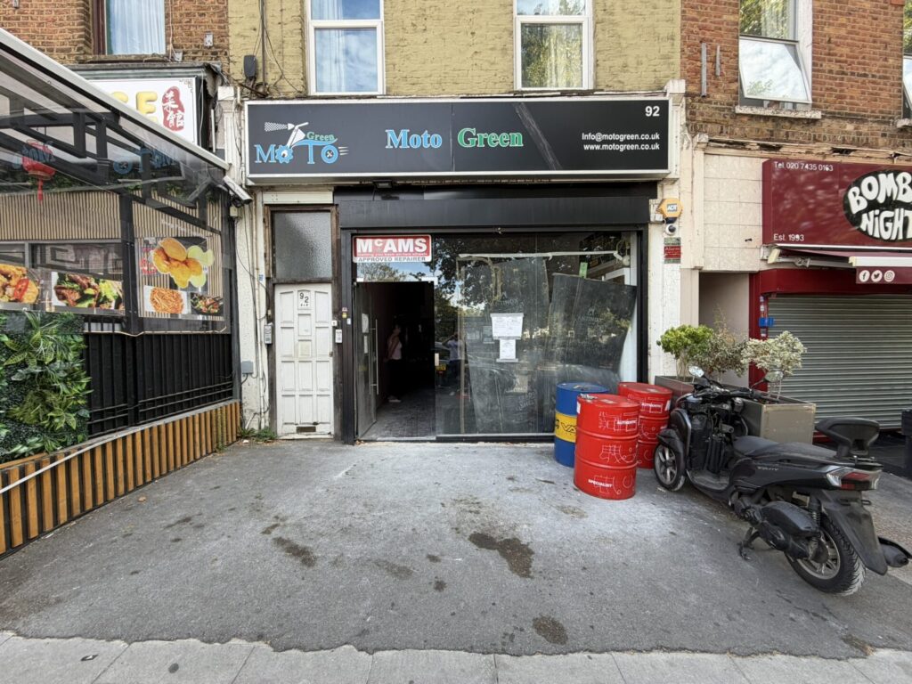 Fortune Green Road - West Hampstead - London - NW6 1DS